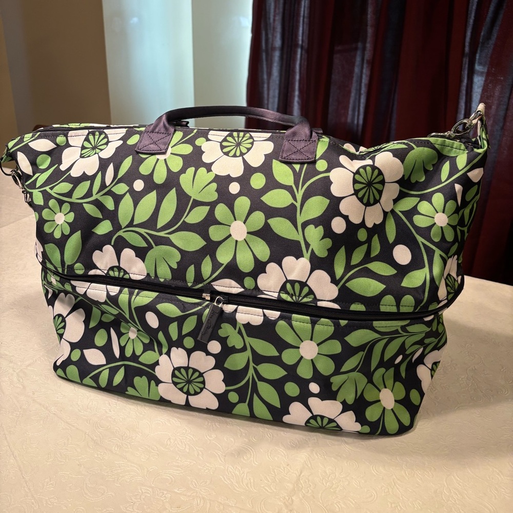 Vera Bradley Lighten Up Expandable Travel Weekend Bag